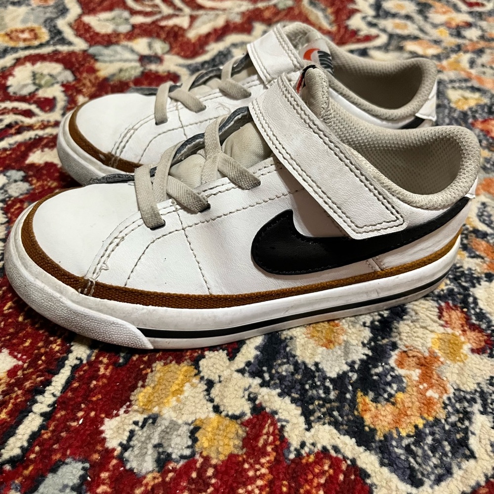 Nike Kids White and Black Sneakers